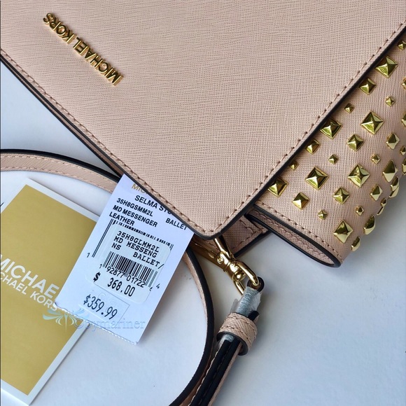 🍀 Michael Kors Selma Studded Meduim Crossbody - Picture 8 of 8